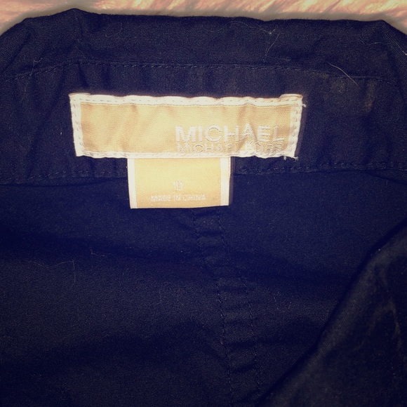 Black button up Micheal Kors top - Picture 3 of 3